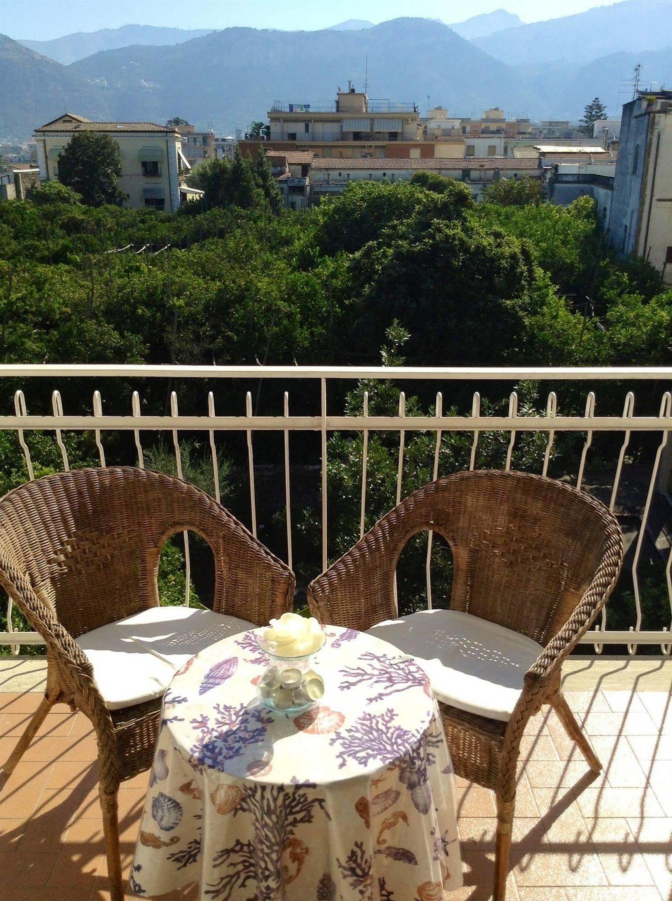 B&B Casa Vienna Сант'Агнело Екстериор снимка